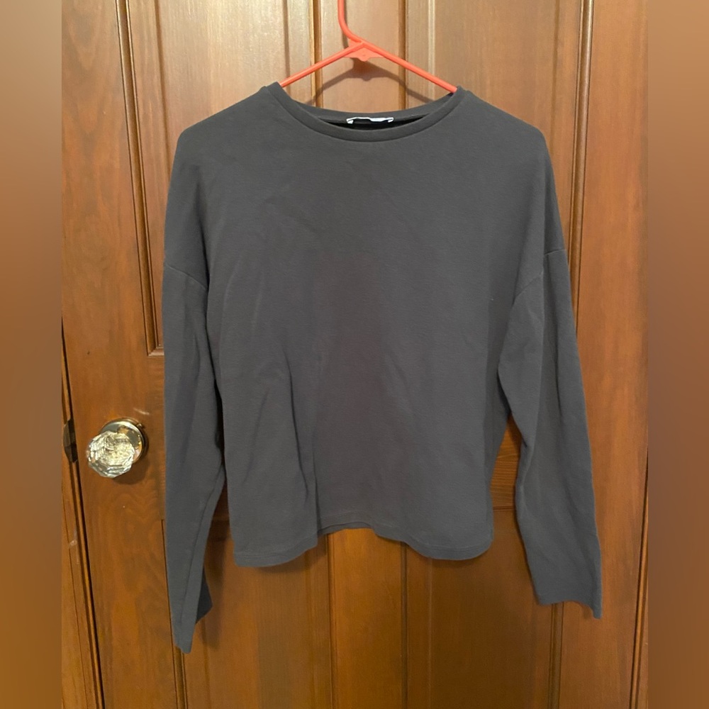 Gray, Long-sleeved Shirt from ZARA in Size Medium